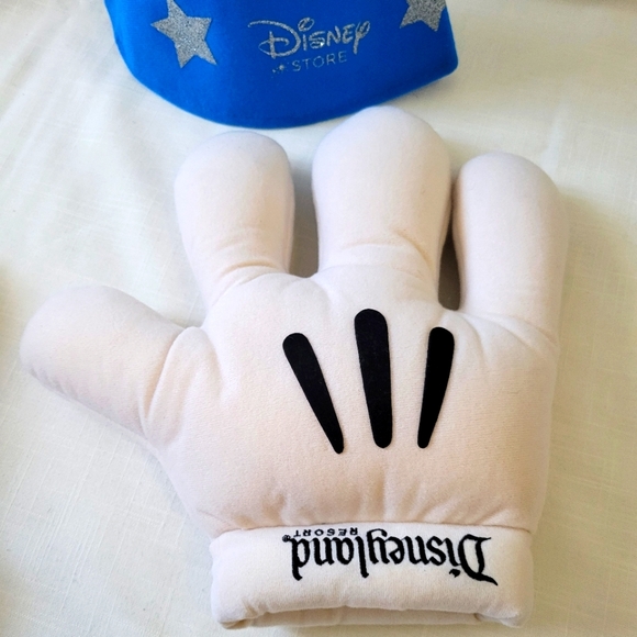 Disneyland Resort Mickey Mouse Hands Plus Disney Store Wizard Fantasia Hat - Picture 7 of 12